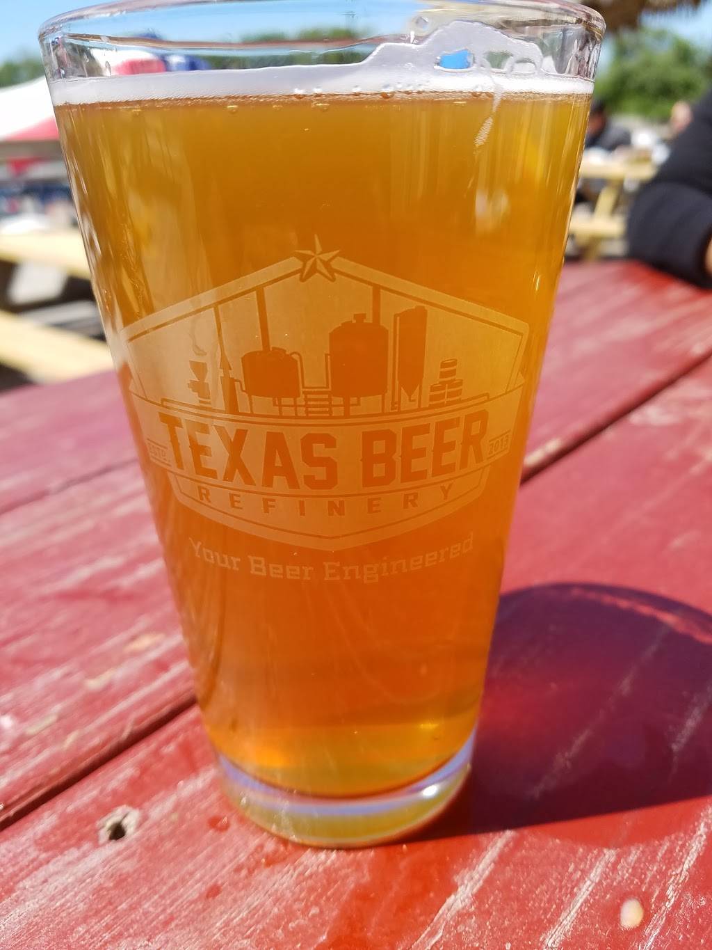 Texas Beer Refinery Taproom + Kitchen | restaurant | 2709 Dickinson Ave, Dickinson, TX 77539, USA | 8323407424 OR +1 832-340-7424