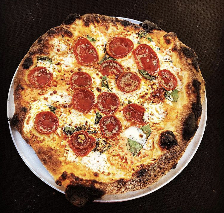 Firehouse Pizza Wood Fired | restaurant | 395 Newport Rd #1, Casper, WY 82609, USA | 3074392220 OR +1 307-439-2220