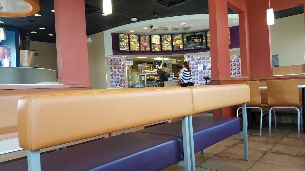 Taco Bell | meal takeaway | 13390 Cortez Blvd, Brooksville, FL 34613, USA | 3525972300 OR +1 352-597-2300
