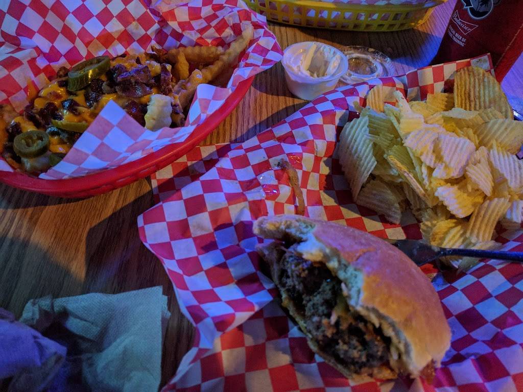 Firehouse Grill & Pub Inc | restaurant | 8814 N 56th St, Temple Terrace, FL 33617, USA | 8139802147 OR +1 813-980-2147