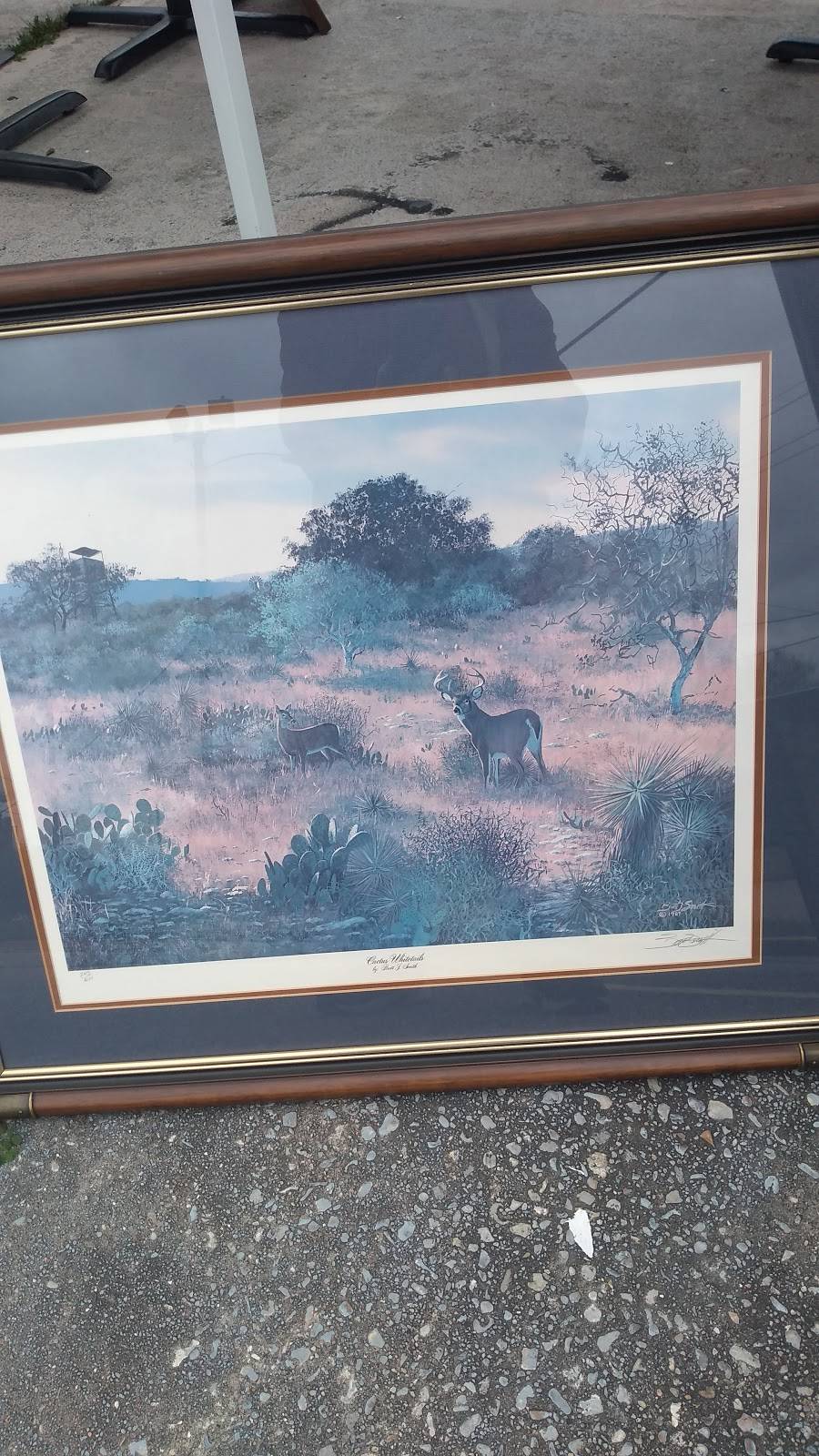 Russell Js Kitchen | restaurant | 3669 Government St, Baton Rouge, LA 70806, USA | 2253666820 OR +1 225-366-6820