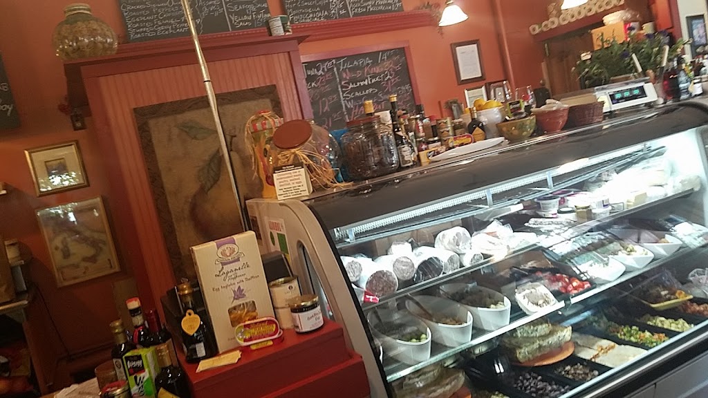 Costellos Market | restaurant | 99 Maple St, Middlebury, VT 05753, USA | 8023883385 OR +1 802-388-3385