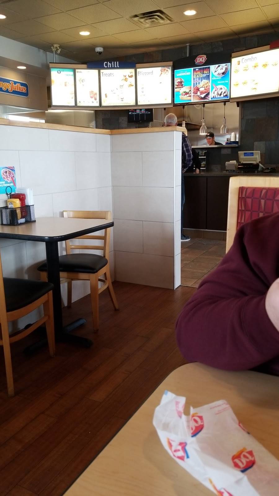 Dairy Queen Grill & Chill | restaurant | 950 Division St, Cobourg, ON K9A 5J5, Canada | 9053779280 OR +1 905-377-9280