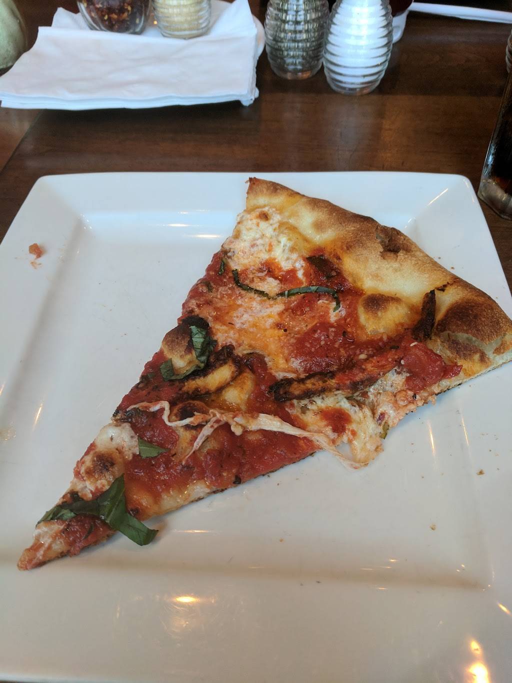 Jo Jos Italian Grille | restaurant | 6106 E Black Horse Pike, Egg Harbor Township, NJ 08234, USA | 6096418332 OR +1 609-641-8332