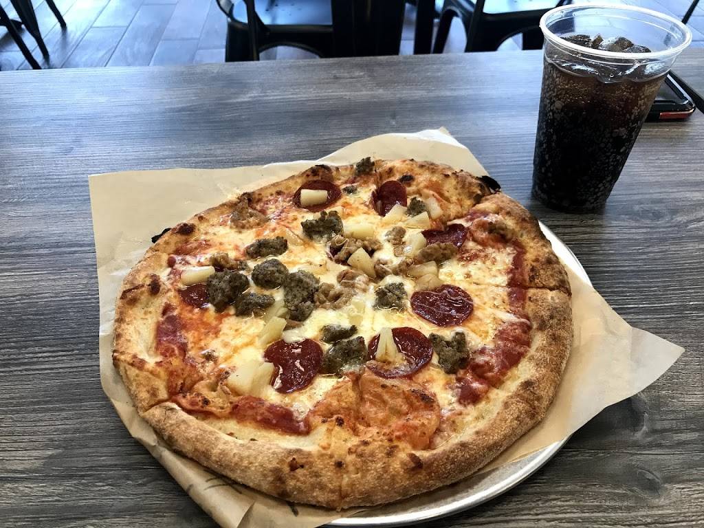 Grandpa’s Pizza | restaurant | 4138 S New Braunfels Ave, San Antonio, TX 78223, USA | 2105318787 OR +1 210-531-8787