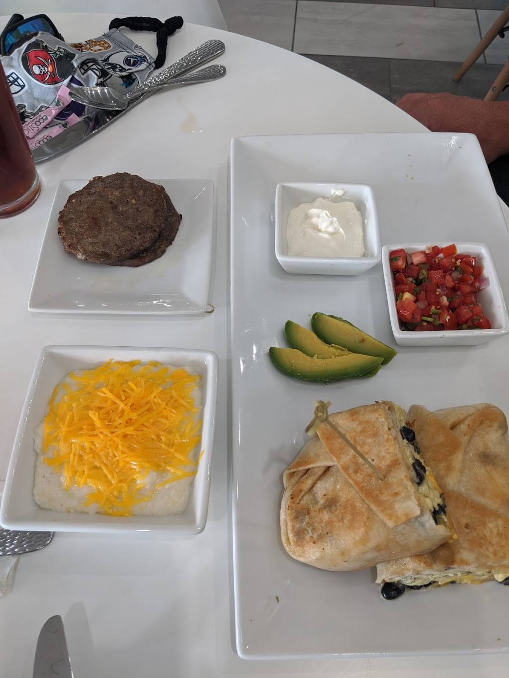 Tulua Bistro Jax Beach | cafe | 798 3rd St S, Jacksonville Beach, FL 32250, USA | 9043720915 OR +1 904-372-0915