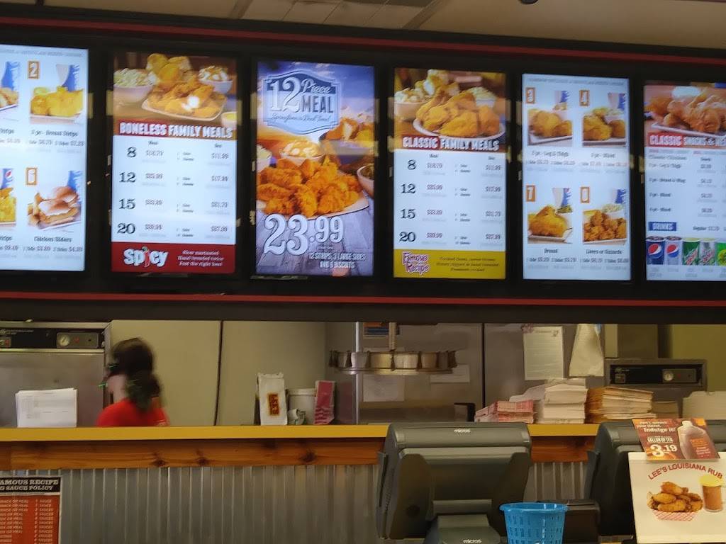 Lees Famous Recipe Chicken | restaurant | 3719 Winston Ave, Covington, KY 41015, USA | 8595818599 OR +1 859-581-8599