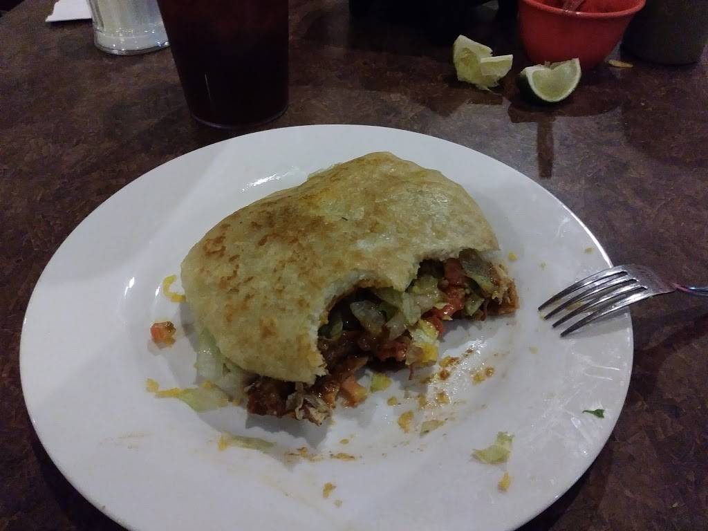 Tink-A-Tako #13 / Sandras Mexican Food | restaurant | 1662 Encino Rio, San Antonio, TX 78259, USA | 2104912700 OR +1 210-491-2700