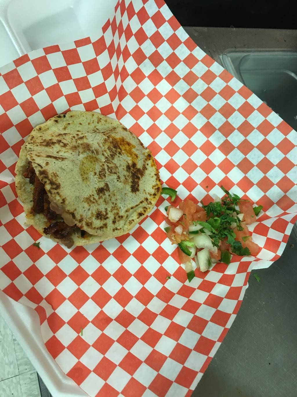 El Habanero Mexican restaurant | restaurant | 510 Enrique M. Barrera Pkwy #101, San Antonio, TX 78237, USA | 2102576733 OR +1 210-257-6733