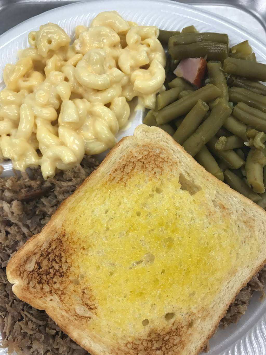 Blakes BBQ | restaurant | 2100 N Eastern Ave Suite 5, Moore, OK 73160, USA | 4057351313 OR +1 405-735-1313