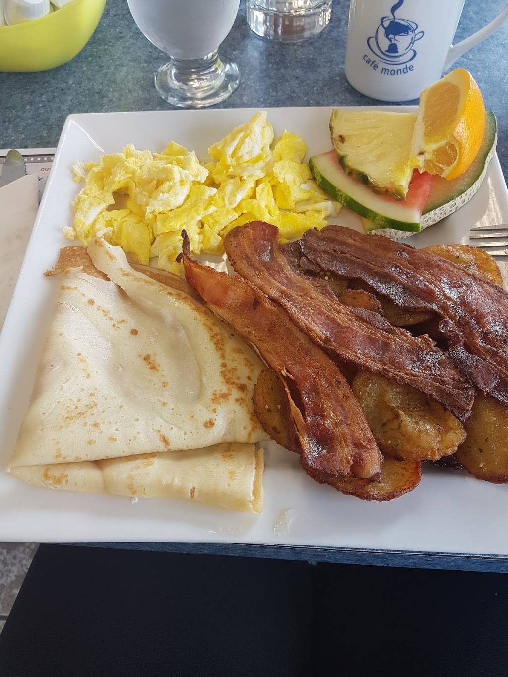 Resto jos-oeuf | restaurant | 5825 Chemin Gauthier, Terrebonne, QC J7M 1R6, Canada | 4504781415 OR +1 450-478-1415