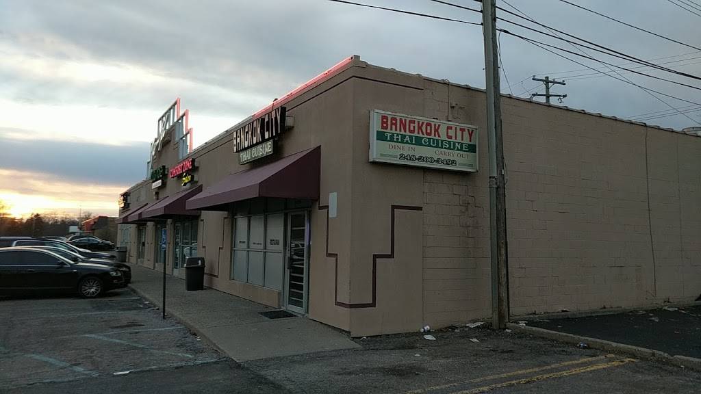 Bangkok City Thai Cuisine | restaurant | 24350 W 10 Mile Rd, Southfield, MI 48033, USA | 2482003492 OR +1 248-200-3492