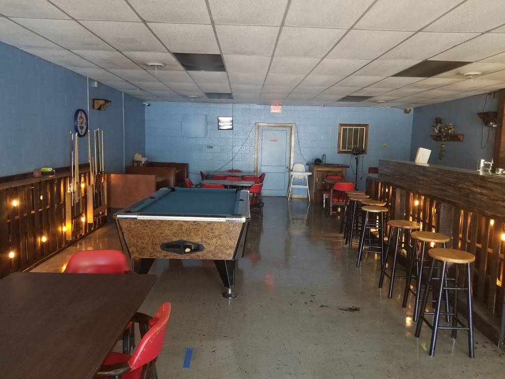 408 Diner | restaurant | 408 N Commerce Ave, Waynesboro, VA 22980, USA | 5405696350 OR +1 540-569-6350