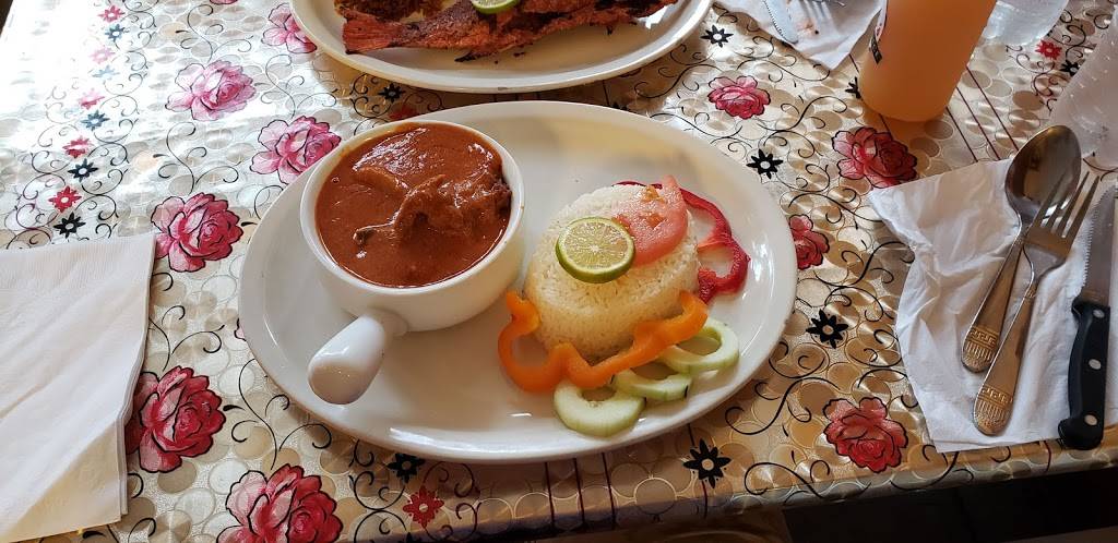 Matys African Cuisine | restaurant | 21611 Grand River Ave, Detroit, MI 48219, USA | 3134725885 OR +1 313-472-5885