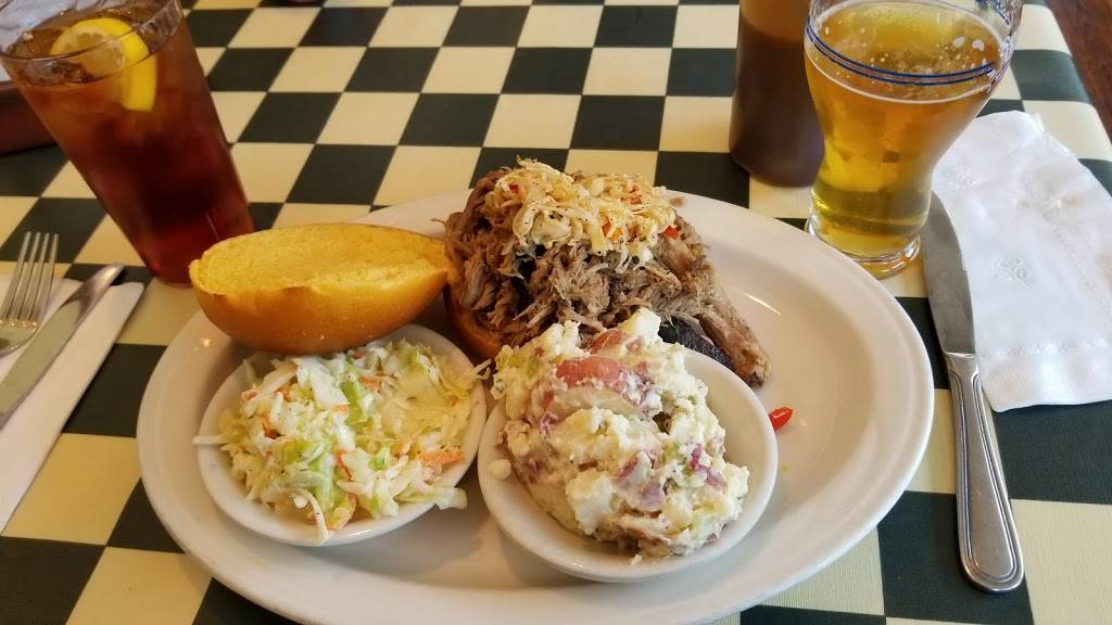 Barnstormer Barbeque | restaurant | 1076 Rte 9W, Fort Montgomery, NY 10922, USA | 8454460912 OR +1 845-446-0912