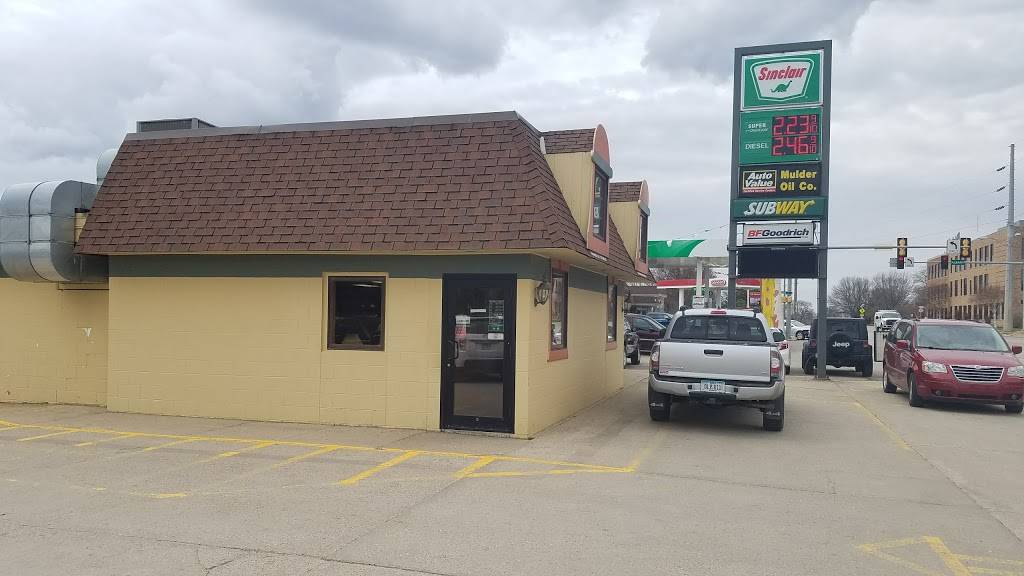 Subway | meal takeaway | Hwy 10 E &, K64, Orange City, IA 51041, USA | 7127378080 OR +1 712-737-8080