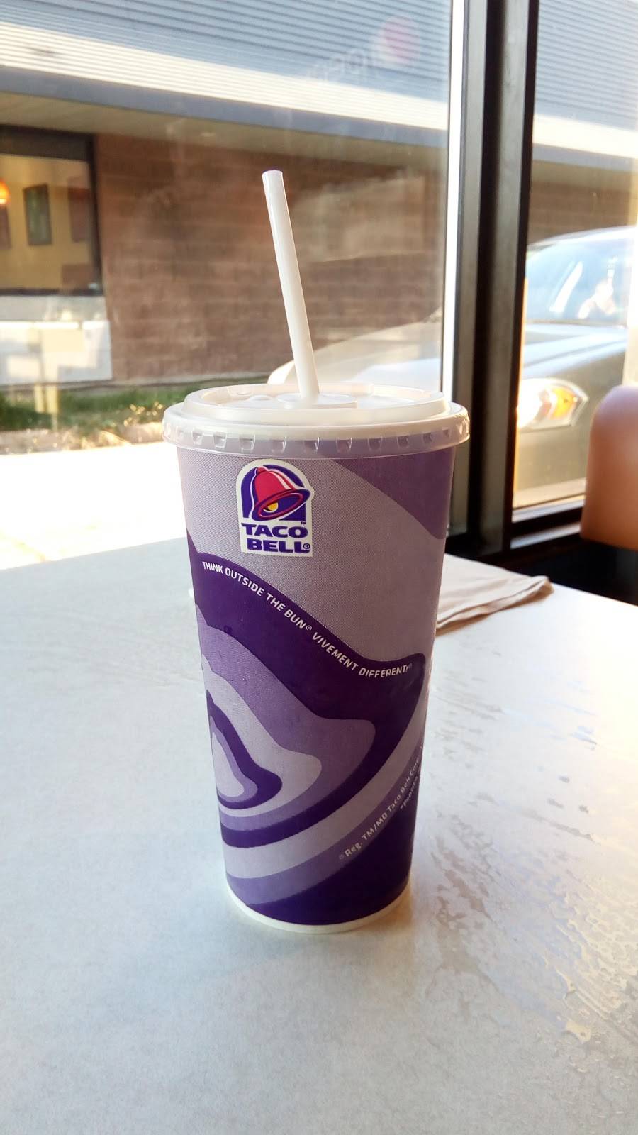 Taco Bell | restaurant | 1790 Huron Church Rd, Windsor, ON N9C 2L4, Canada | 5199770662 OR +1 519-977-0662