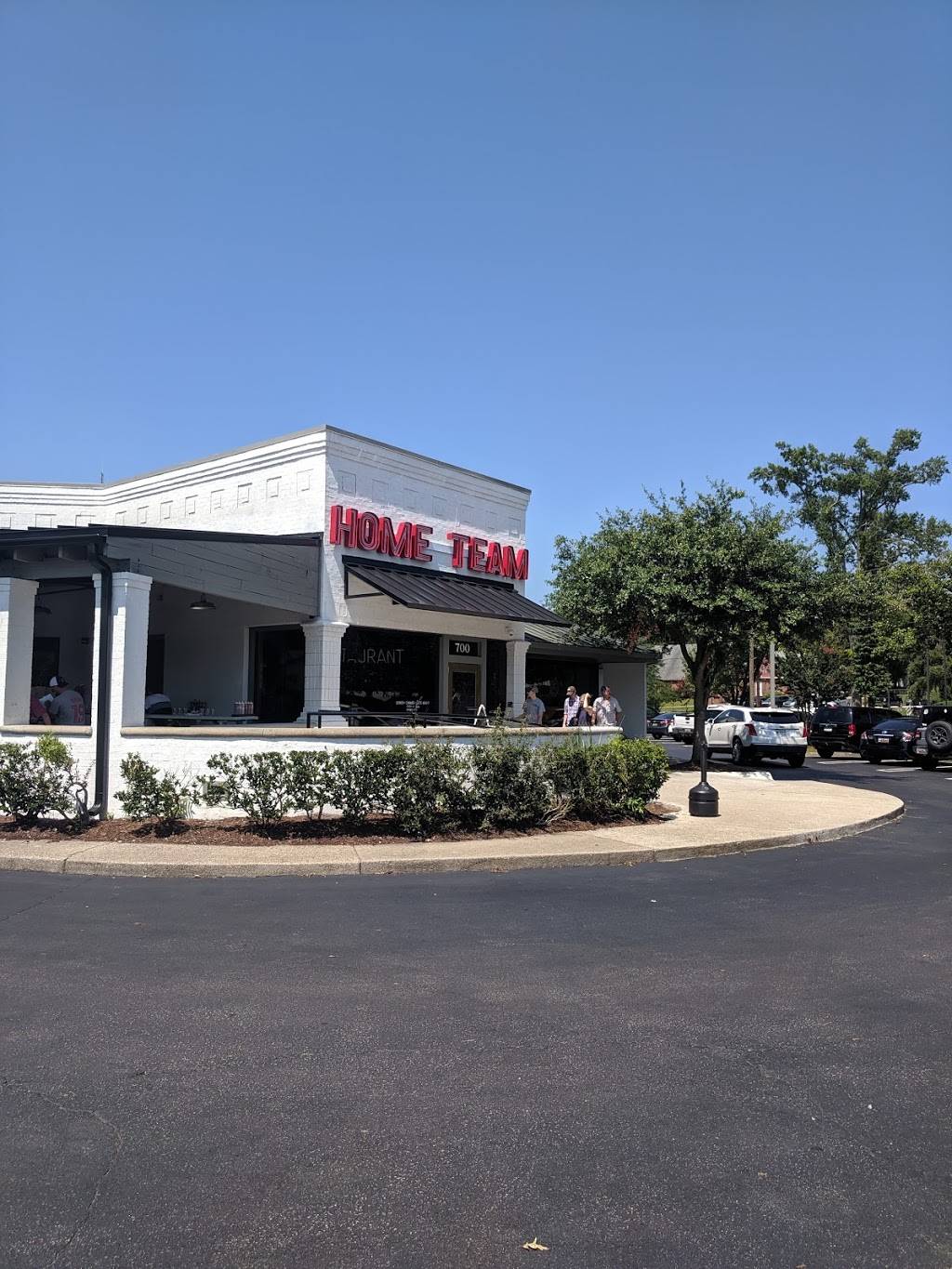 Home Team BBQ | restaurant | 700 Harden St, Columbia, SC 29205, USA | 8037243900 OR +1 803-724-3900