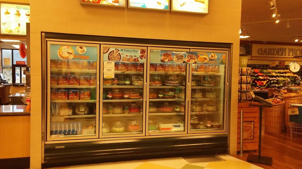 Dairy Queen Grill & Chill | restaurant | 829 W Main St, Gaylord, MI 49735, USA | 9897313298 OR +1 989-731-3298