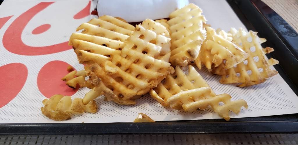 Chick-fil-A | restaurant | 2431 Wabash Ave, Springfield, IL 62704, USA | 2175462000 OR +1 217-546-2000