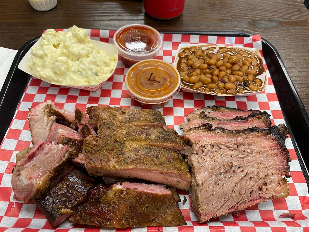 Uncle Tonys Backyard Barbecue | restaurant | 6807 S Orange Ave Ste. 110, Orlando, FL 32809, USA | 4076010068 OR +1 407-601-0068