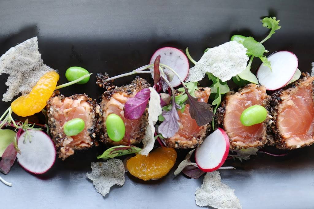 La Folie Resto Bar - Grill Steak Pizza Vegetarian - Resto Famili | restaurant | 235 Rue Principale, Saint-Sauveur, QC J0R 1R0, Canada | 4507441235 OR +1 450-744-1235