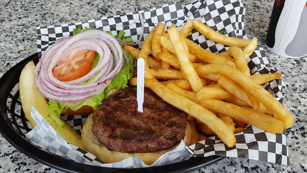 On The Rocks Dockside Grill | restaurant | 43 Cape Henlopen Dr, Lewes, DE 19958, USA | 3026446028 OR +1 302-644-6028