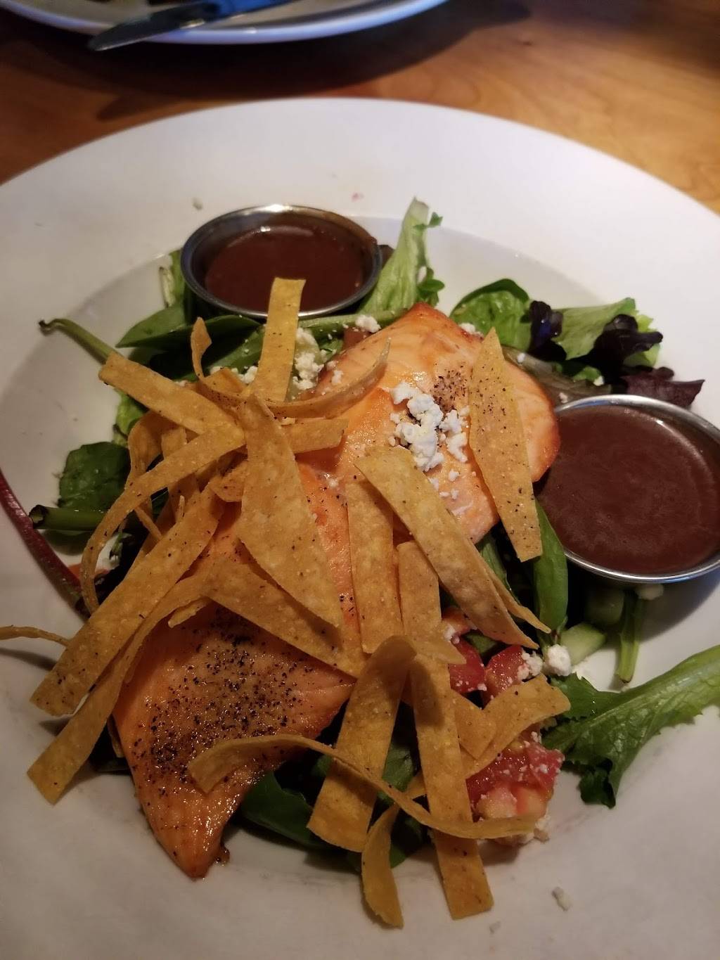 Burntwood Tavern Crocker Park | restaurant | 12 Main St, Westlake, OH 44145, USA | 4404551732 OR +1 440-455-1732