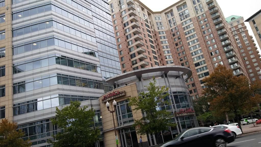 P.F. Changs | restaurant | 901 N Glebe Rd, Arlington, VA 22203, USA | 7035270955 OR +1 703-527-0955