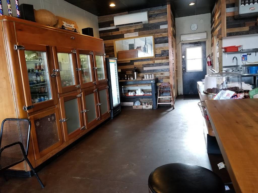 Storrs Smokehouse | restaurant | 310 E 1st St, Newberg, OR 97132, USA | 5035388080 OR +1 503-538-8080