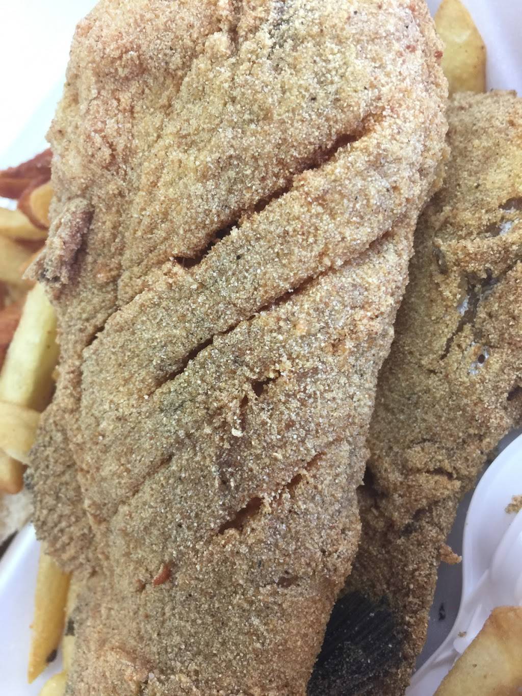 Johns Seafood | restaurant | 6904 Linwood Ave, Shreveport, LA 71106, USA | 3188612229 OR +1 318-861-2229