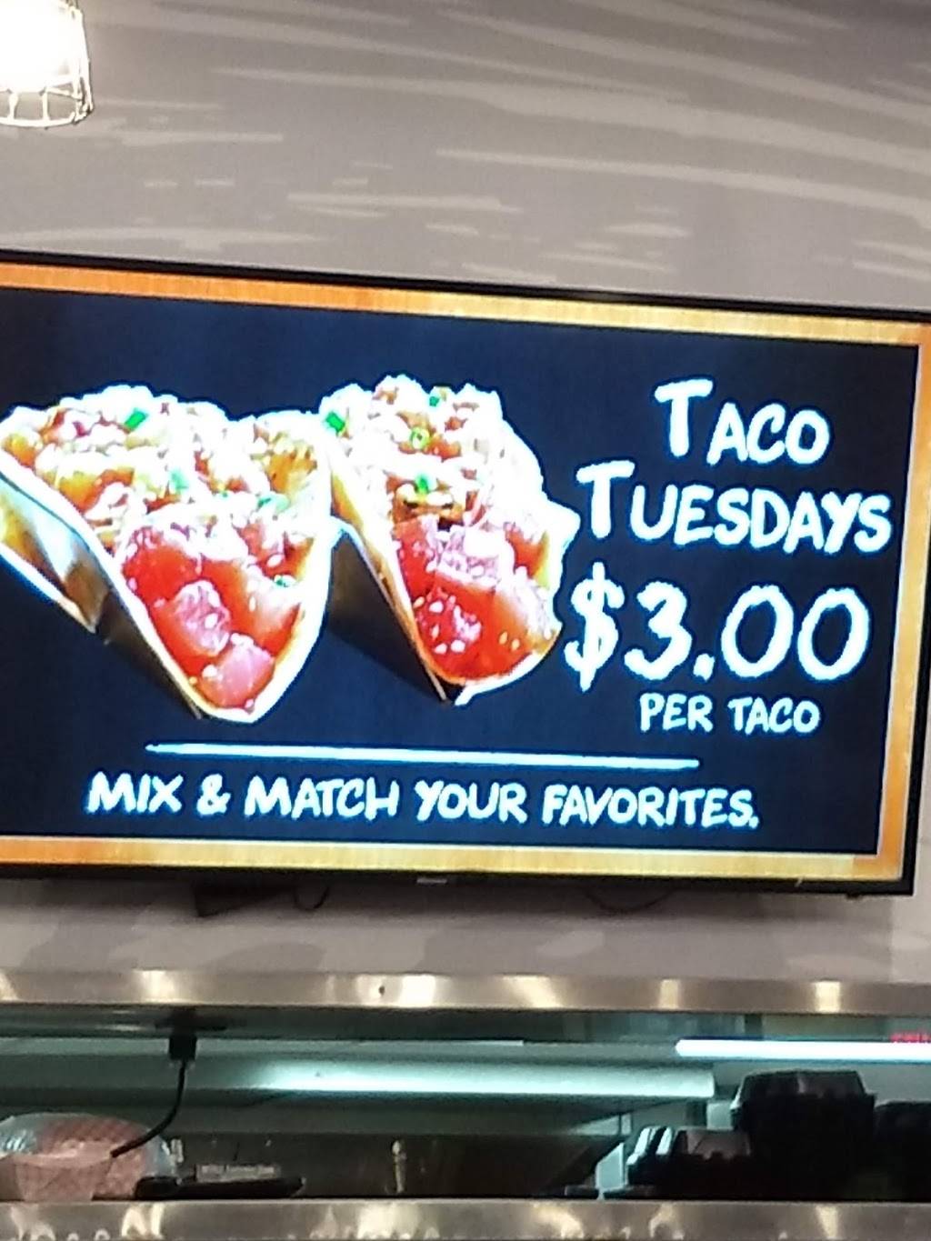 Hurricane BTW | restaurant | 8181 NW 39th Ave, Gainesville, FL 32606, USA | 3522406564 OR +1 352-240-6564