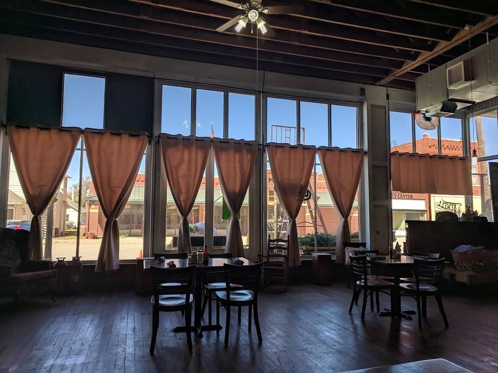 The Jewell Cafe and Marketplace | restaurant | 110 S Ohio St, Mt Hope, KS 67108, USA | 3166671134 OR +1 316-667-1134