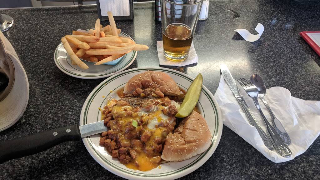 Woodys Diner | restaurant | 16371 Pacific Coast Hwy, Sunset Beach, CA 90742, USA | 5625922134 OR +1 562-592-2134