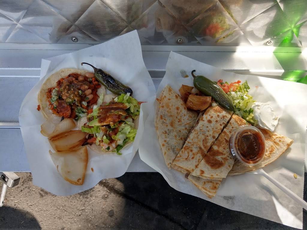 La Isla Bonita | restaurant | 400 Rose Ave, Venice, CA 90291, USA | 3106998575 OR +1 310-699-8575