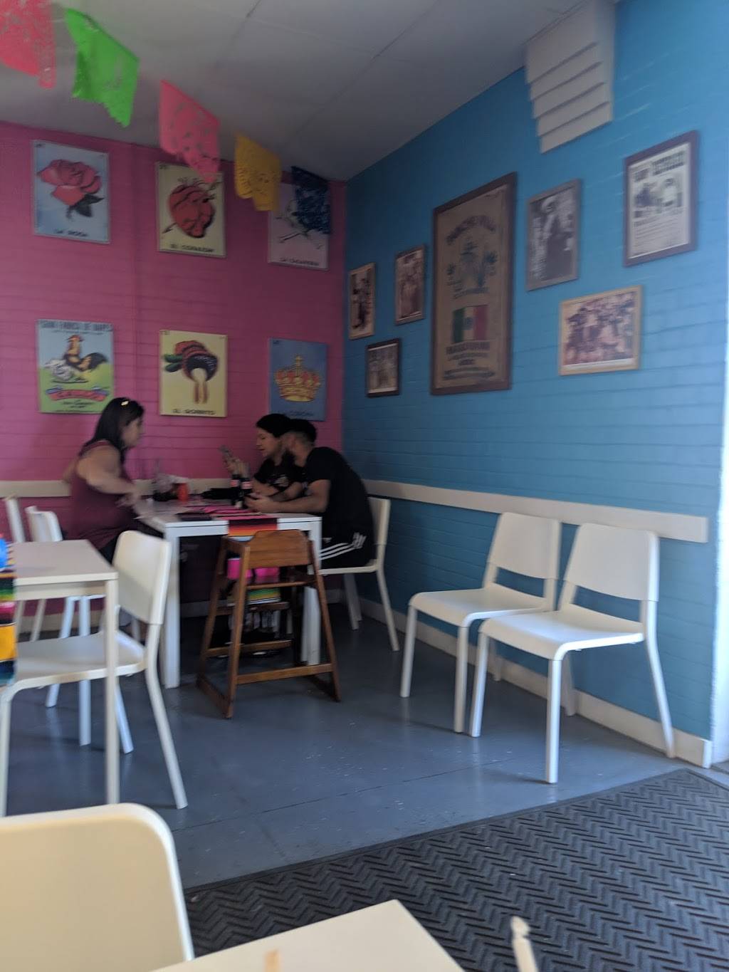 Santis Tacos | restaurant | 201 S L B J Dr, San Marcos, TX 78666, USA | 5126676997 OR +1 512-667-6997