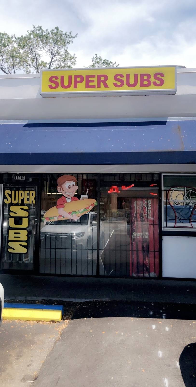 Super Subs | restaurant | 13041 W Dixie Hwy, North Miami, FL 33161, USA | 3058913414 OR +1 305-891-3414