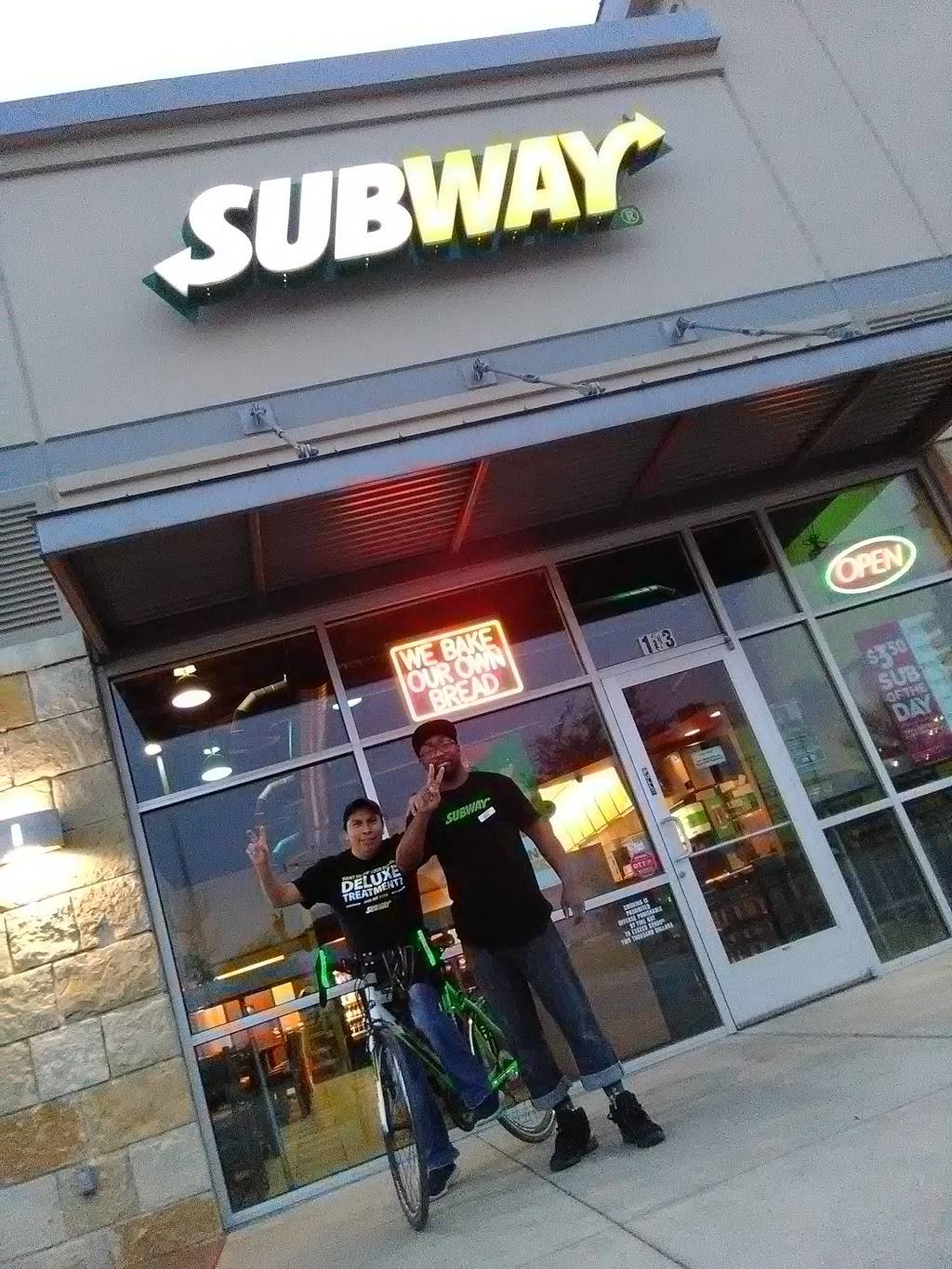 Subway | restaurant | 6801 Warren Parkway Suite 103 Hall Park Pavilion, Frisco, TX 75034, USA | 4693626412 OR +1 469-362-6412