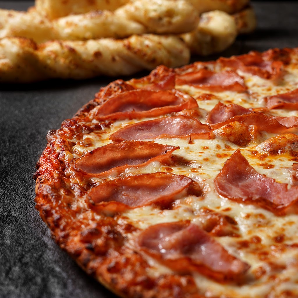 Round Table Pizza | restaurant | 2781 Calloway Dr, Bakersfield, CA 93312, USA | 6618295373 OR +1 661-829-5373