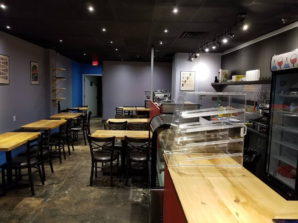 Mana Pool - Board Game Bistro | restaurant | 2100 Bloor St W #5a, Toronto, ON M6P 4C9, Canada | 4168093500 OR +1 416-809-3500