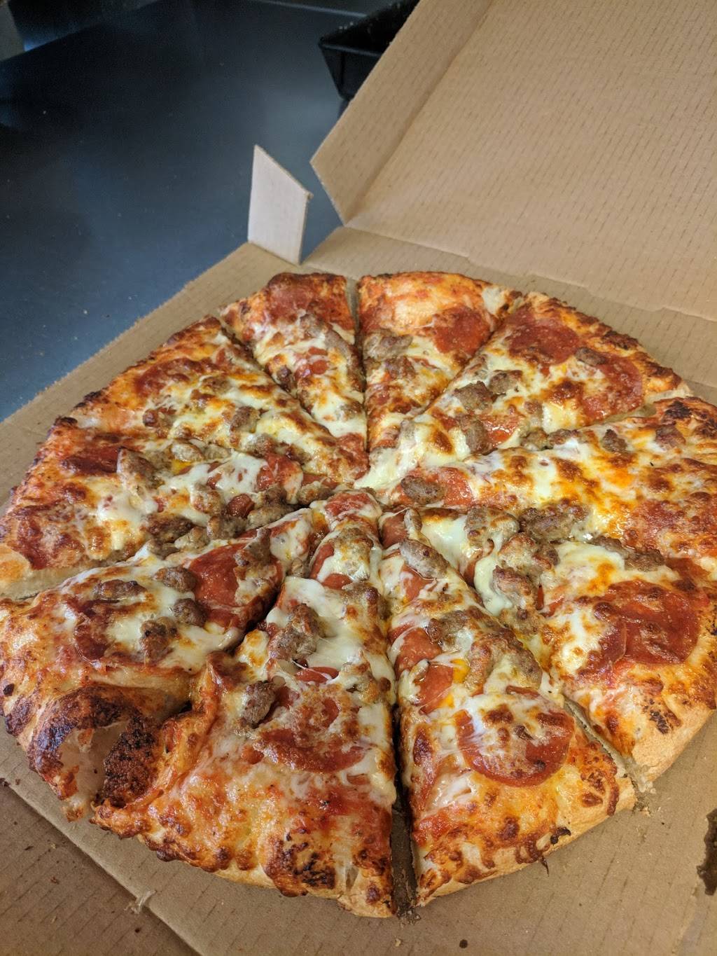 Blackjack Pizza & Salads | meal delivery | 9821 S Parker Rd, Parker, CO 80134, USA | 3038409100 OR +1 303-840-9100