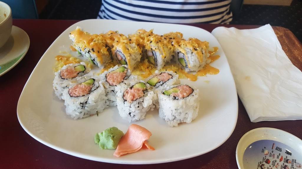 Panda North | restaurant | 2038 W South Airport Rd, Traverse City, MI 49684, USA | 2319299722 OR +1 231-929-9722