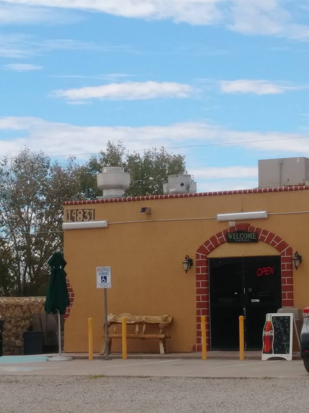 Los Chavalos Tacos, Tortas y Hamburguesas | restaurant | 14831 Horizon Blvd, El Paso, TX 79928, USA | 9152039999 OR +1 915-203-9999