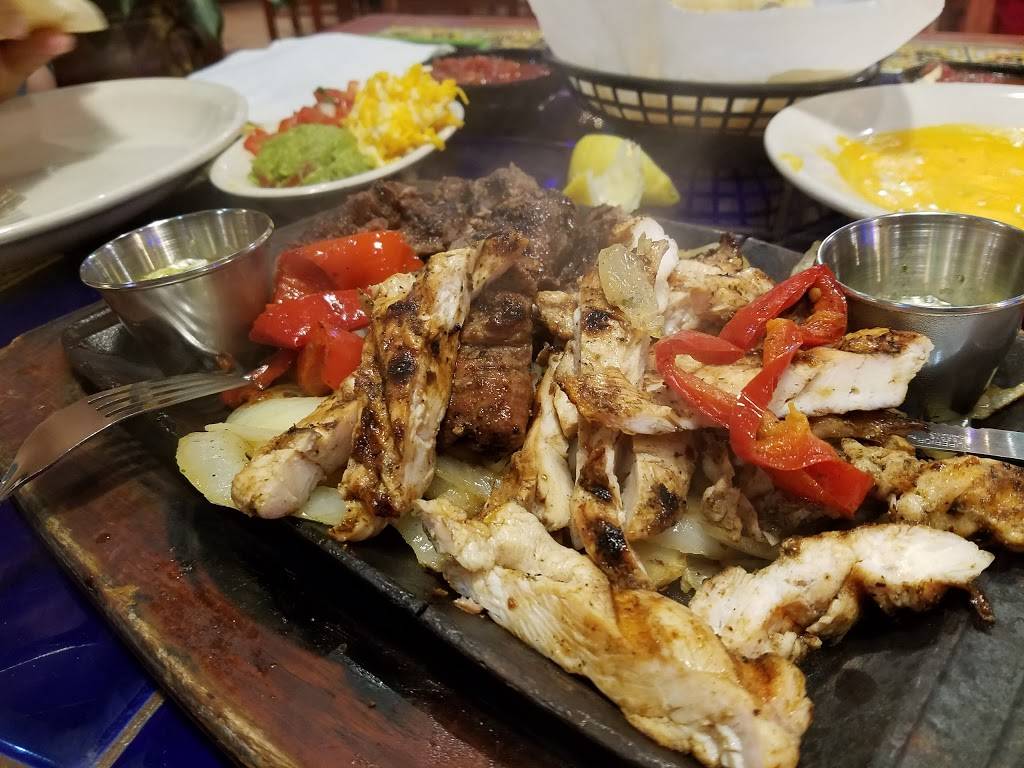 Mercados | restaurant | 2214 W SW Loop 323, Tyler, TX 75701, USA | 9035341754 OR +1 903-534-1754