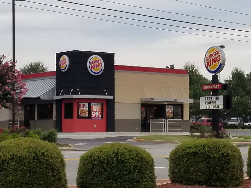 Burger King | restaurant | 1960 Barnett Shoals Rd, Athens, GA 30605, USA | 7064006353 OR +1 706-400-6353