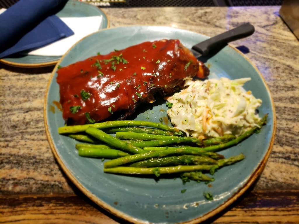 Federal House | restaurant | 22 Market Space, Annapolis, MD 21401, USA | 4102682576 OR +1 410-268-2576