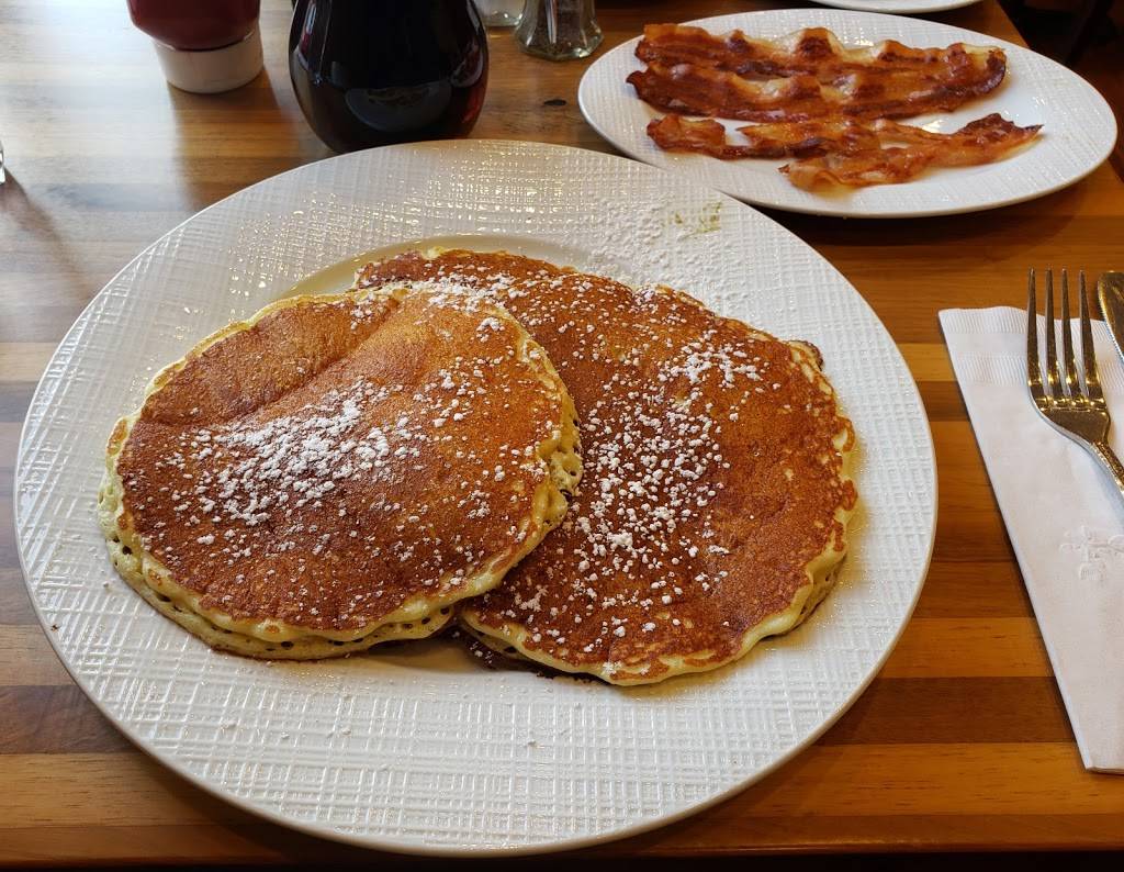 The Dandy Lion Cafe | restaurant | 8901 3rd Ave, Brooklyn, NY 11209, USA | 7182382200 OR +1 718-238-2200