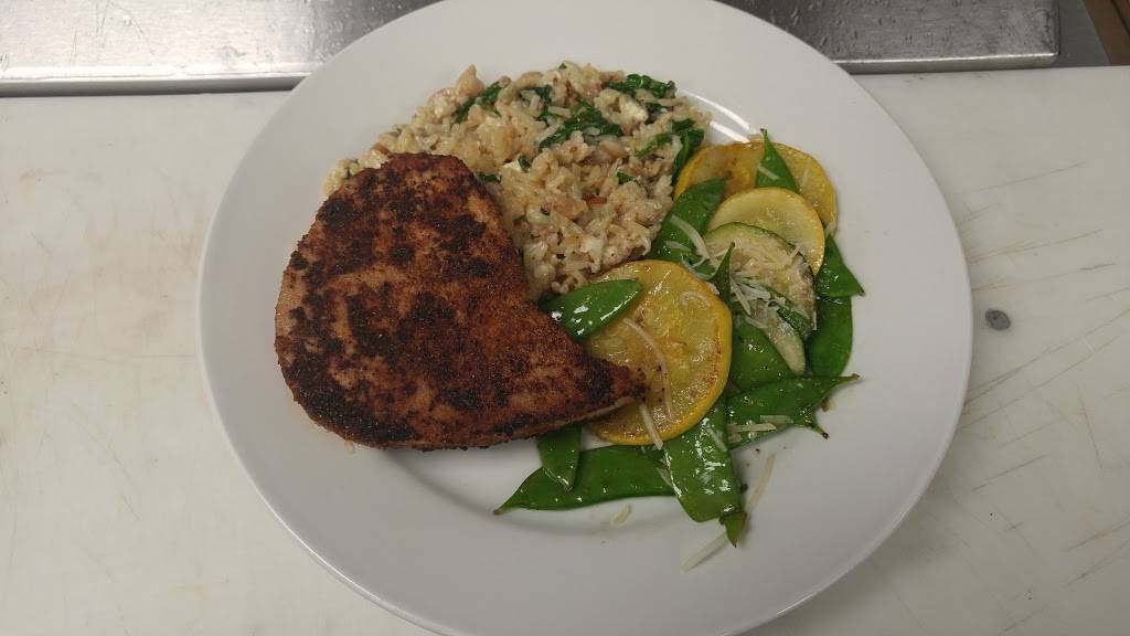 Left Field Tavern | restaurant | 12 W Park Pl, Oxford, OH 45056, USA | 5135230015 OR +1 513-523-0015