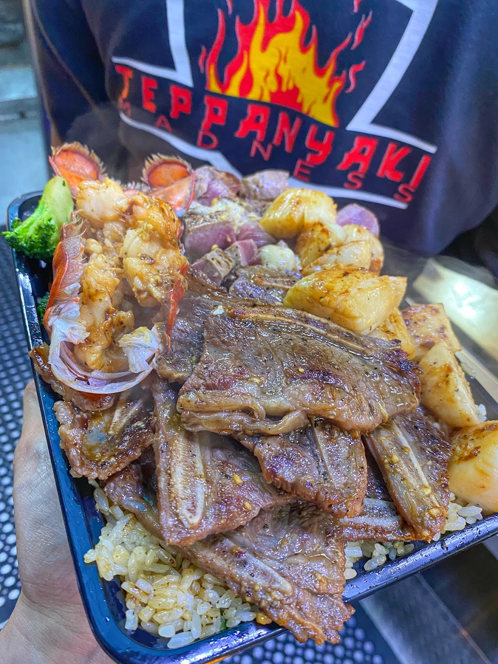 Teppanyaki Madness | restaurant | 6467 Vineland Ave, North Hollywood, CA 91606, USA | 7479771253 OR +1 747-977-1253