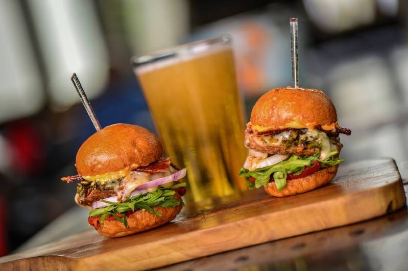 The District | restaurant | 7333 E Indian Plaza, Scottsdale, AZ 85251, USA | 4806640356 OR +1 480-664-0356